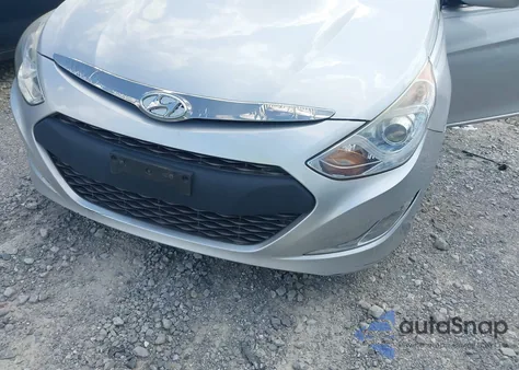2012 Hyundai Sonata Hybrid z USA, uszkodzony, nr VIN KMHEC4A41CA062216
